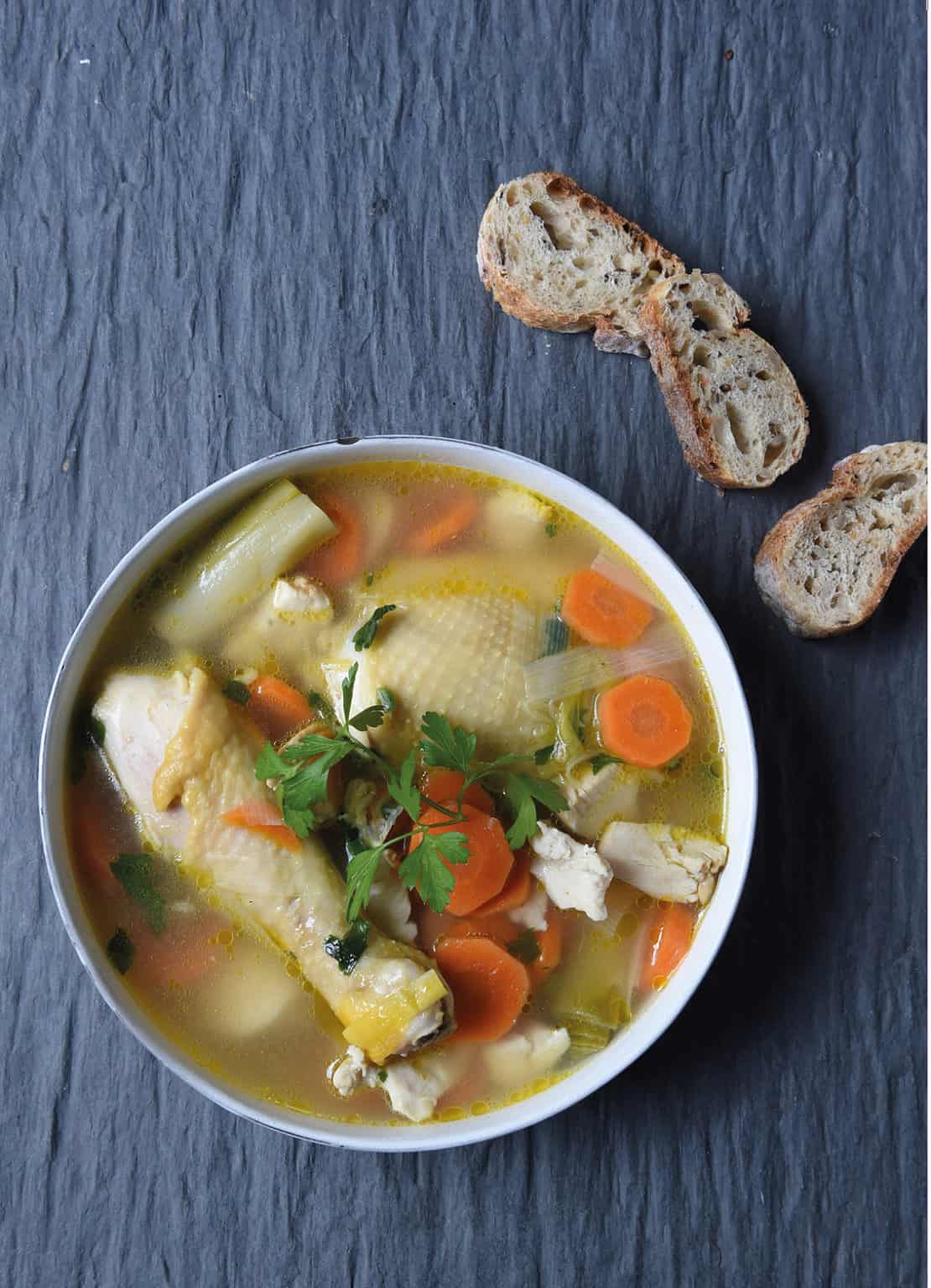 SOUPES, BOUILLONS ET CIE Editions du Gerfaut